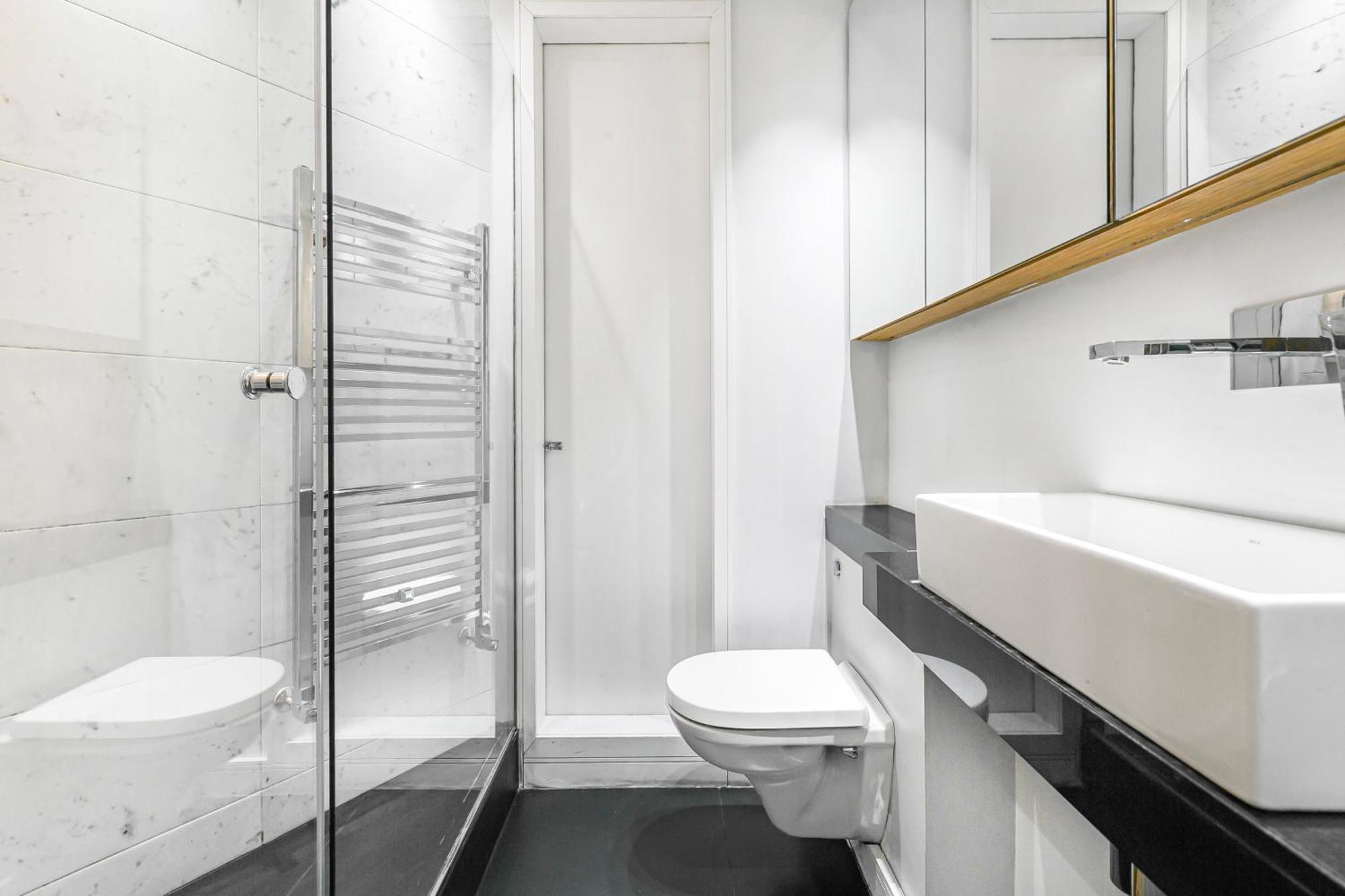 Luxurious 2 Bedroom South Kensington Londra